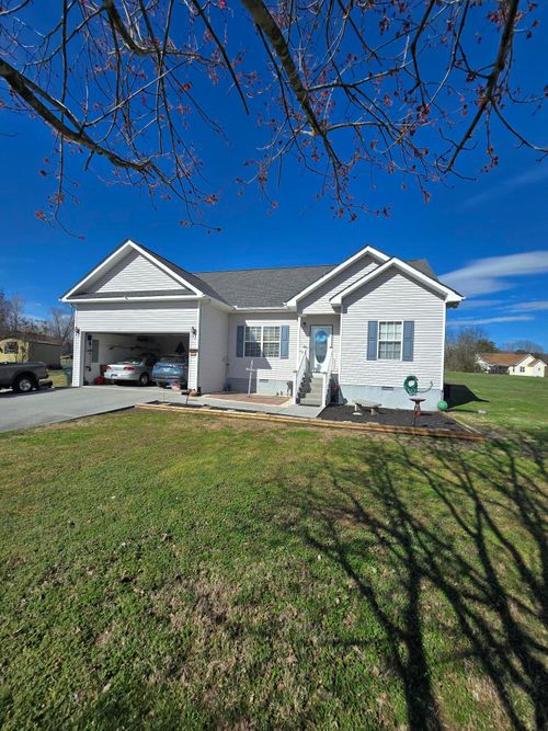 2112 Katie Ln, Dandridge, TN, 37725-6169 | Card Image