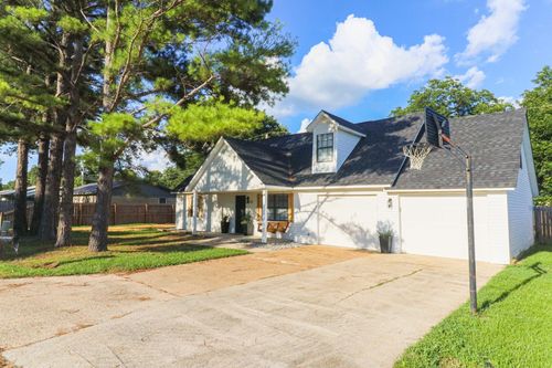 115 Ne Dorothy Dr, Walnut Ridge, AR, 72476-3422 | Card Image