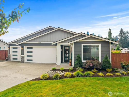 3834 104th St Ne, Marysville, WA, 98271-7208 | Card Image