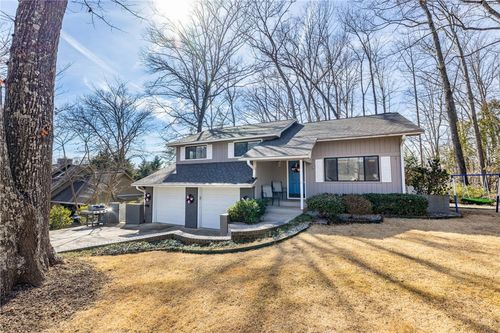 111 Shorecrest Dr, Seneca, SC, 29672-2135 | Card Image