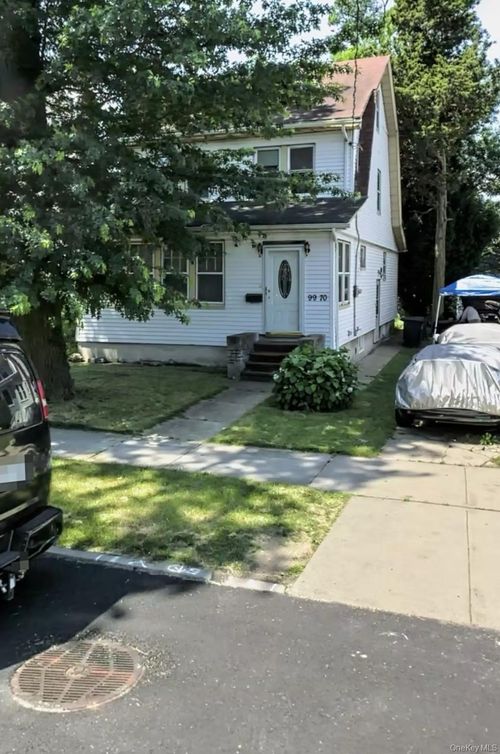 9970 211th St, Queens Village, NY, 11429-1008 | Card Image