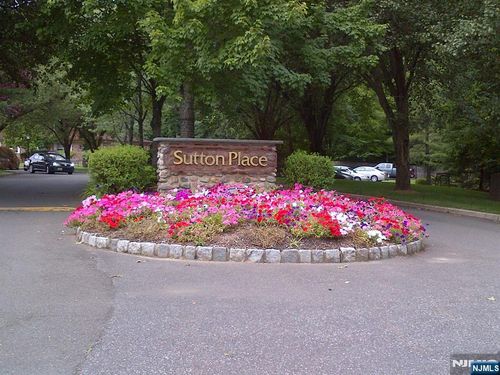 332 Sutton Pl, Norwood, NJ, 07648-1549 | Card Image