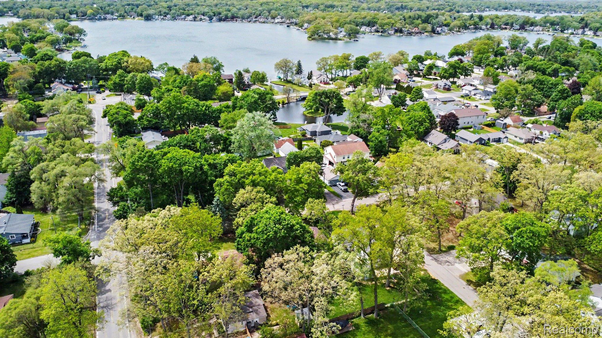 Residential in Waterford Charter Township 3