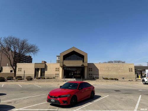 191 W 5th St, Waterloo, IA, 50701-5445 | Card Image