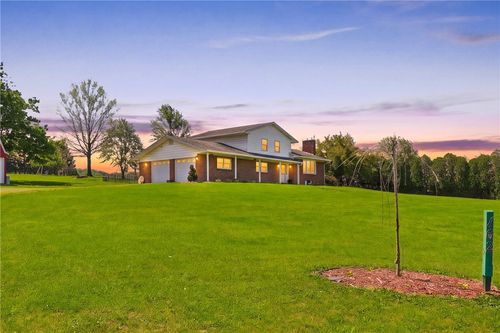 162 County Park Rd, Mount Pleasant, PA, 15666-2382 | Card Image