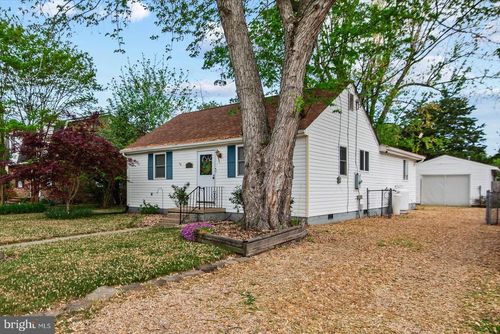 306 Locust Ave, COLONIAL BEACH, VA, 22443-4700 | Card Image