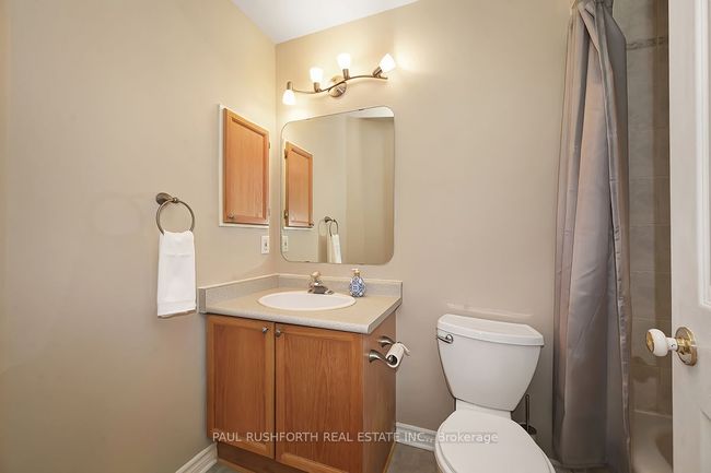 4587 Ogilvie Walk Cres, House attached with 3 bedrooms, 3 bathrooms and 2 parking in Gloucester ON | Image 19