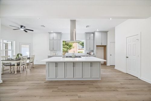 3303 Vista Lake Dr, Sugar Land, TX, 77478-4442 | Card Image