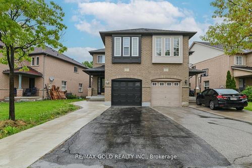 9 Fairlawn Blvd, Brampton, ON, L6P1B6 | Card Image