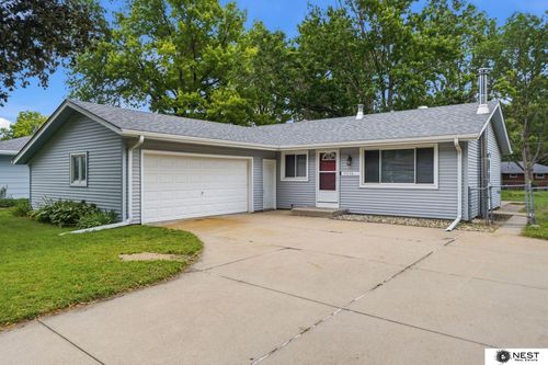 5230 S 50th Street, Lincoln, NE, 68516 | Card Image