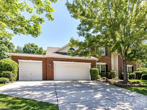 1788 Oakmont Dr, Denver, NC, 28037-7585 | Card Image