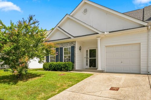 333 Harbor Village Dr, Madison, TN, 37115-2295 | Card Image