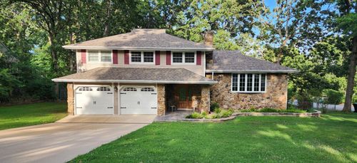 1402 Stoney Dr, West Plains, MO, 65775-1931 | Card Image
