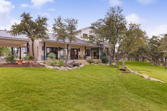 Back of property and the lawn | Image 40