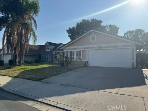 15135 Calle Renfro, Moreno Valley, CA, 92551 | Card Image