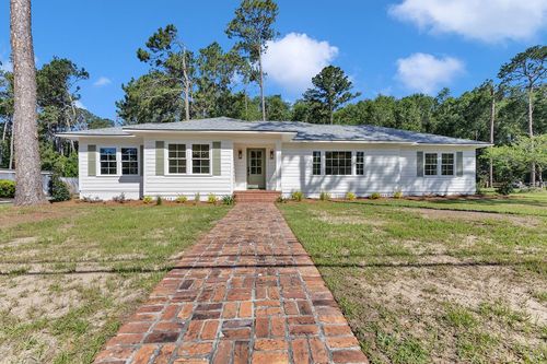 911 S Dogwood Dr, Nashville, GA, 31639-2030 | Card Image