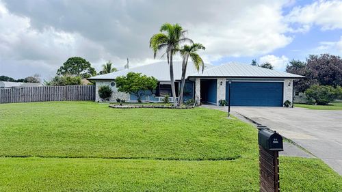757 Se Lighthouse Ave, Port St. Lucie, FL, 34983-3809 | Card Image