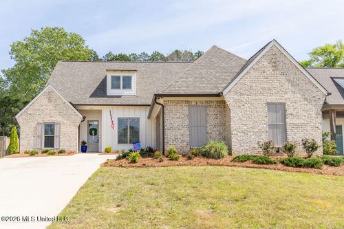 196 Sweetbriar Cir, Canton, MS, 39046-8055 | Card Image