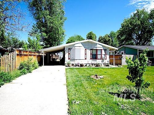 1386 W 3rd St, Weiser, ID, 83672-1531 | Card Image