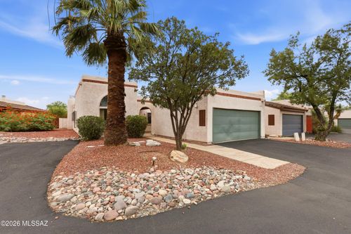 2821 E Weymouth Cir, Tucson, AZ, 85716-1229 | Card Image