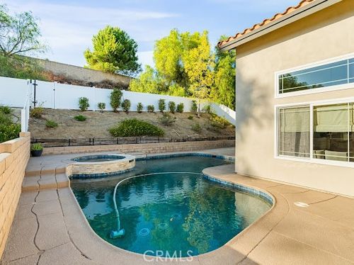 40163 White Leaf Ln, Murrieta, CA, 92562-3809 | Card Image