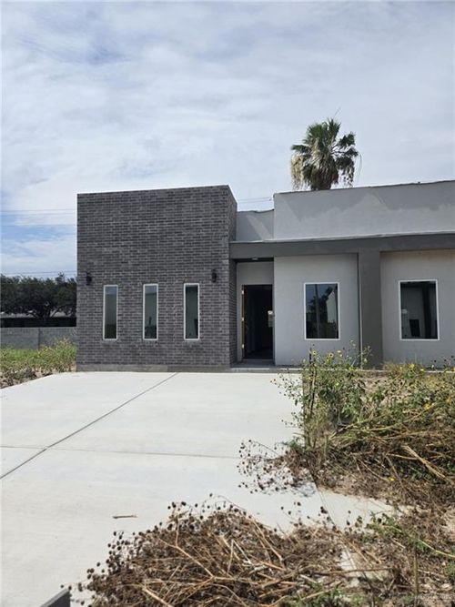 1506 W B St, Mission, TX, 78572-0074 | Card Image