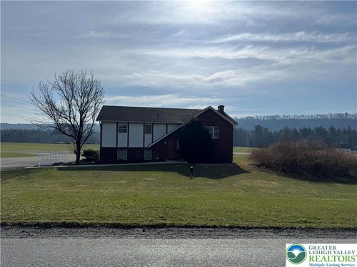 1121 Pohopoco Dr, Lehighton, PA, 18235-9341 | Card Image