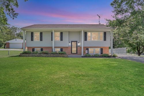 1331 Rainbow Forest Dr, Troutville, VA, 24175-6518 | Card Image