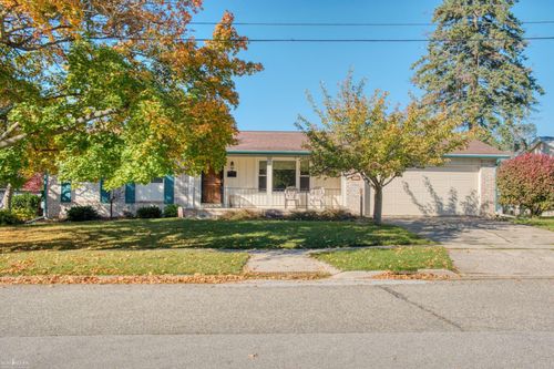 1319 Summit St, Owosso, MI, 48867-1871 | Card Image