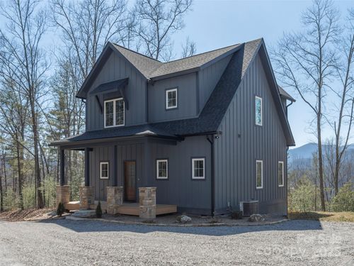 410 Dream Valley Dr, Clyde, NC, 28721 | Card Image