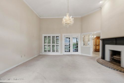 1525 Kristen Drive, Jackson, MS, 39211 | Card Image