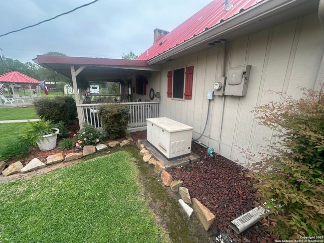114 County Road 4808 E, House other with 3 bedrooms, 2 bathrooms and null parking in Broaddus TX | Image 19