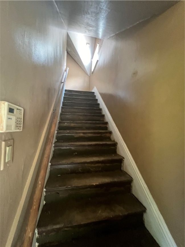 512 Glenn St, House other with 2 bedrooms, 1 bathrooms and null parking in Wilmerding PA | Image 17