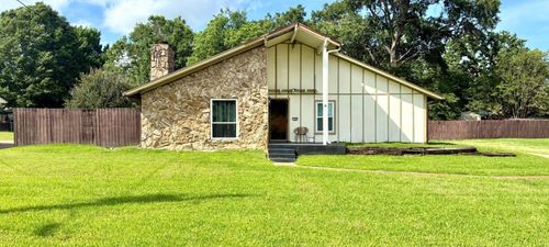109 E Gladiola St, White Oak, TX, 75693-1707 | Card Image