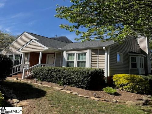 73-40 Wood Pointe Dr, Greenville, SC, 29615-2270 | Card Image
