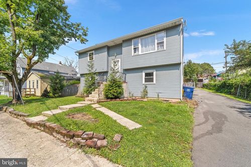 142 Lawn Park Ave, Lawrence, NJ, 08648-3819 | Card Image