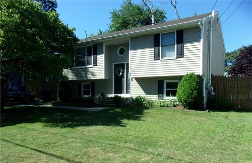 87 Holmes Rd, Warwick, RI, 02888-1321 | Card Image