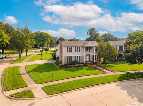 41764 Tetley Drive, Sterling Heights, MI, 48313 | Card Image