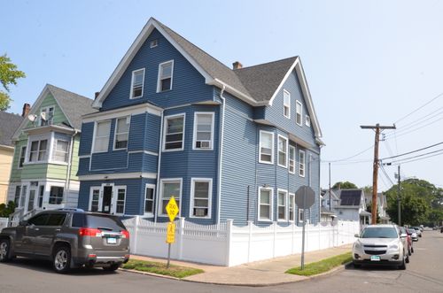 109 Admiral St, West Haven, CT, 06516-1652 | Card Image