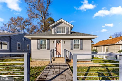 4038 8th St, NORTH BEACH, MD, 20714-4085 | Card Image