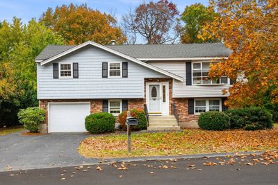 3 Cutting Ln, House other with 3 bedrooms, 2 bathrooms and 4 parking in Burlington MA | Image 2