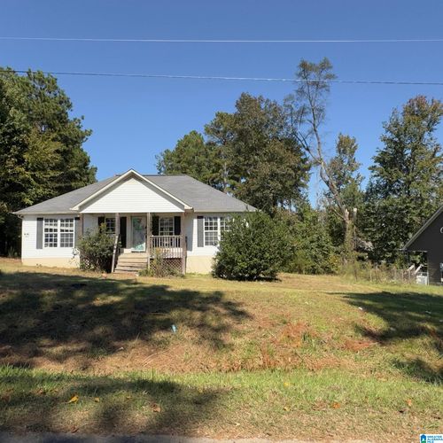 2137 Clevet Springs Rd, HAYDEN, AL, 35079-6710 | Card Image