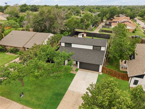 2723 Colonial Dr, Carrollton, TX, 75007-5711 | Card Image