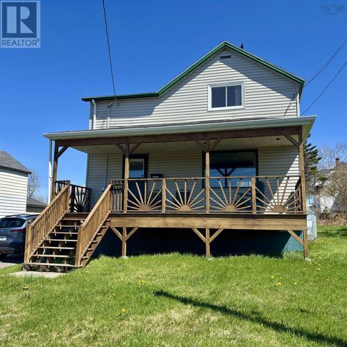 456 Second St, New Waterford, NS, B1H3A3 | Card Image