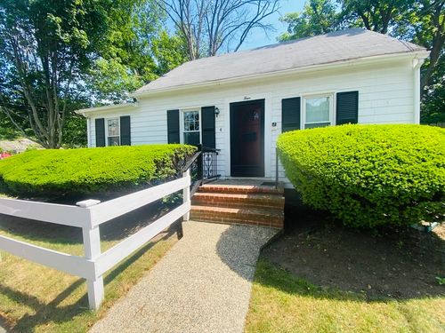 4 Gerry St, Marblehead, MA, 01945-3030 | Card Image