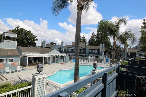 apt-13-7312 Quill Dr, Downey, CA, 90242-2020 | Card Image