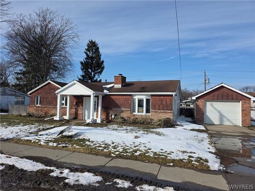 24 Waltham Ave, Lancaster, NY, 14086-3119 | Card Image