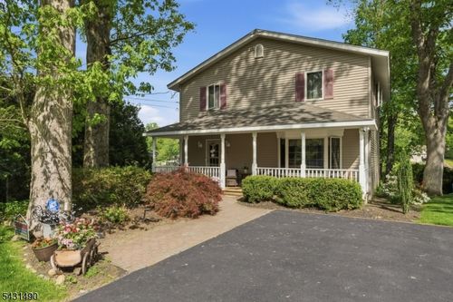 32 W Lakeview Trl, Wharton, NJ, 07885-2946 | Card Image
