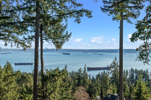 8-5110 Alderfeild Pl, West Vancouver, BC, V7W2W7 | Card Image