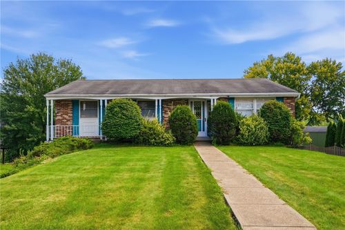 1111 Fiddleback Dr, Kennedy Twp, PA, 15136 | Card Image